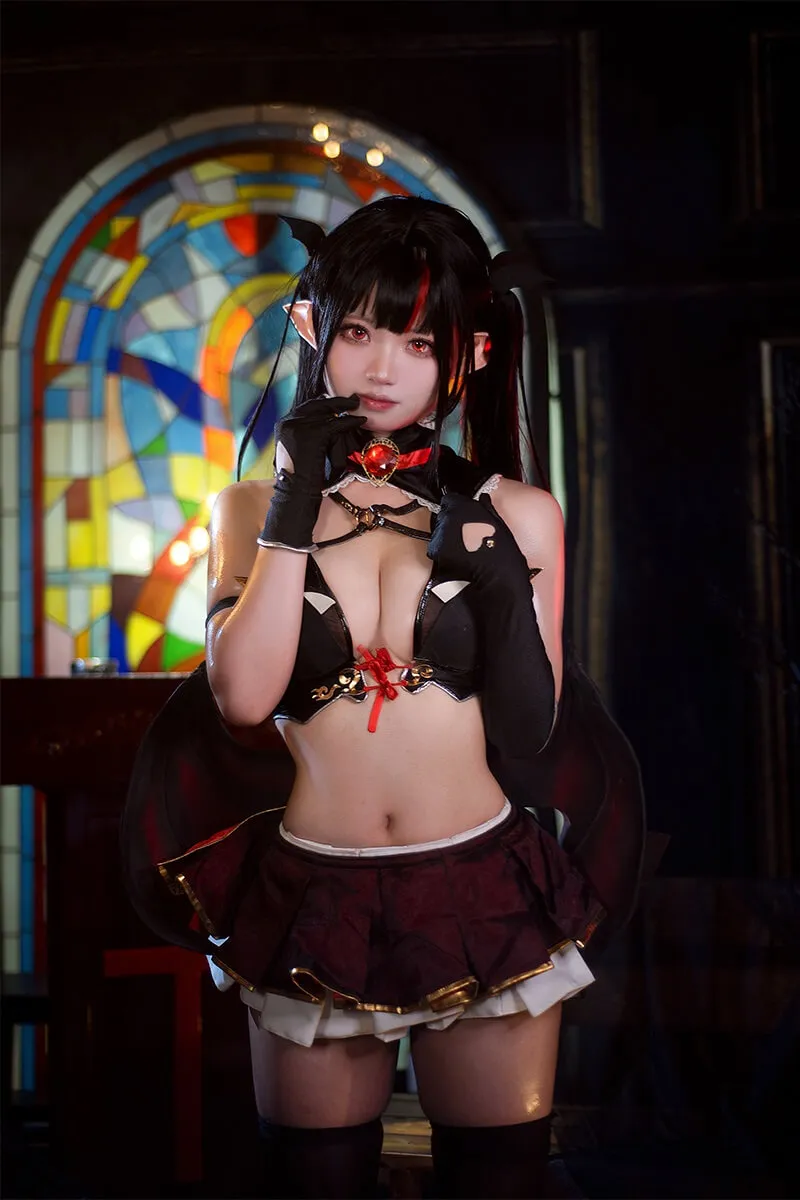 伊喵君_Nya写真图集｜上海摩羯座微胖系Coser的高还原暗黑与纯欲双线魅力