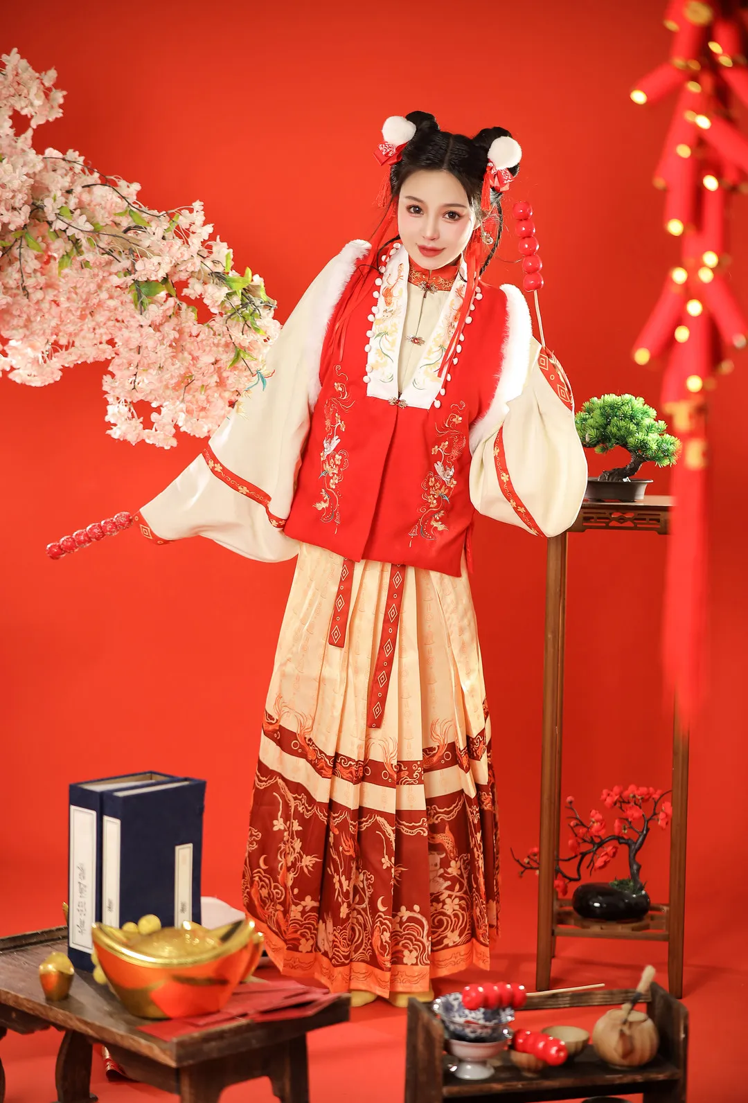 桃暖酱红金节庆写真预览