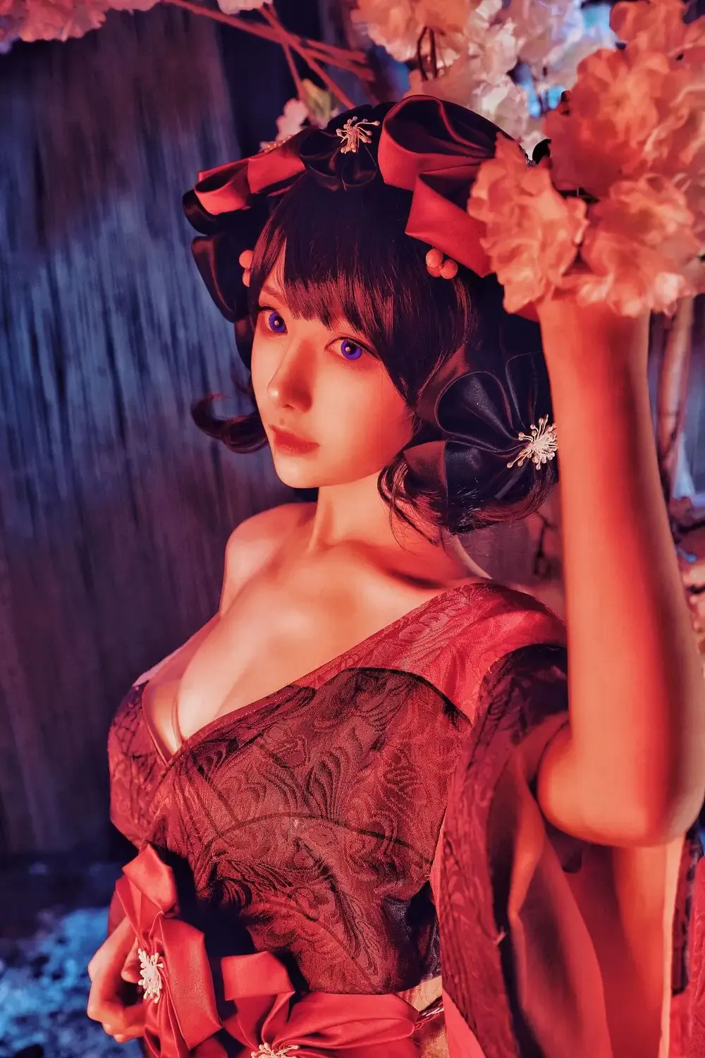 Shika小鹿鹿 黑色短发红黑和风服饰与花枝灯光角色造型