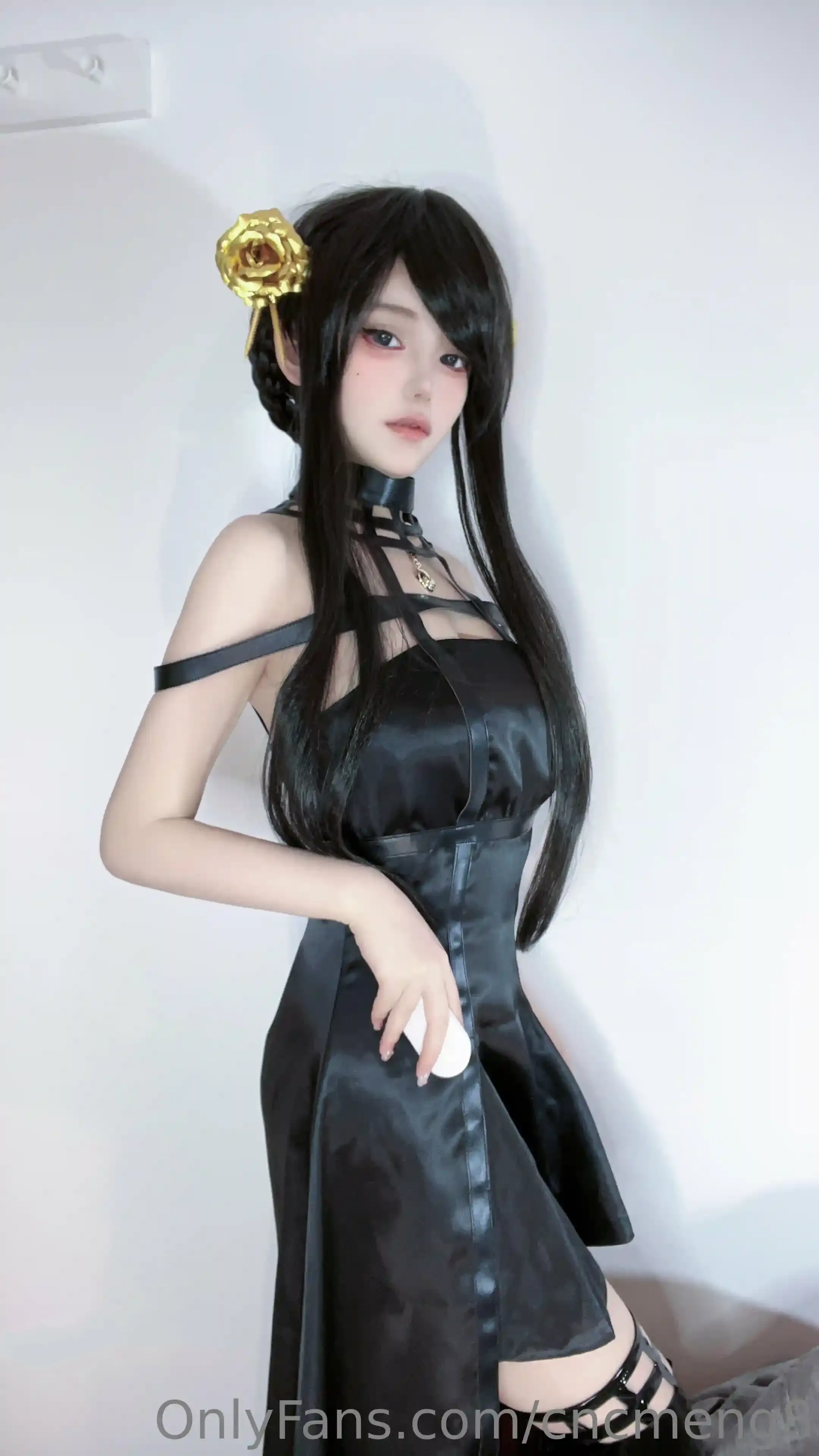 cncmeng欲梦黑色长发金色花饰黑色连衣裙cosplay