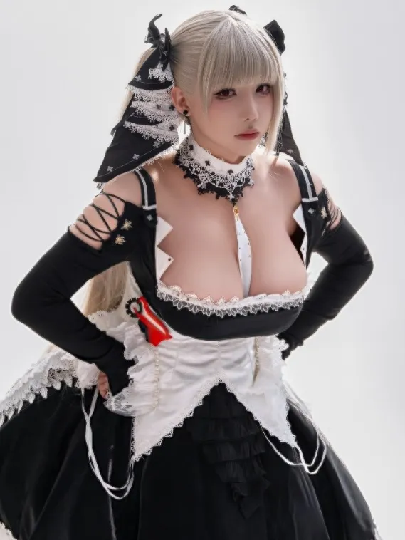 十六夜淚izayoiRui银灰长发黑白女仆服饰站姿cosplay