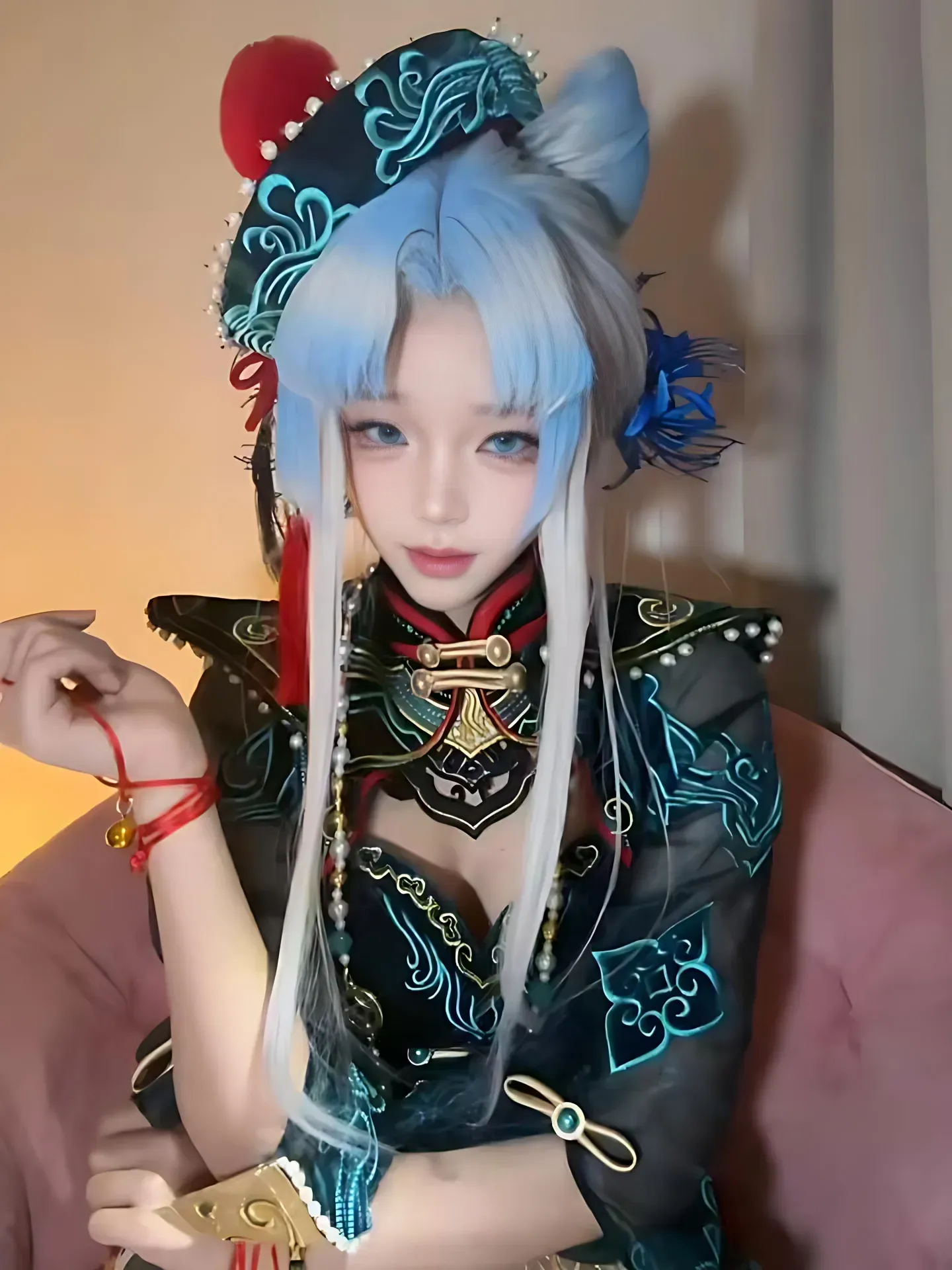 芃芃大人白发黑色服饰东方角色cos写真