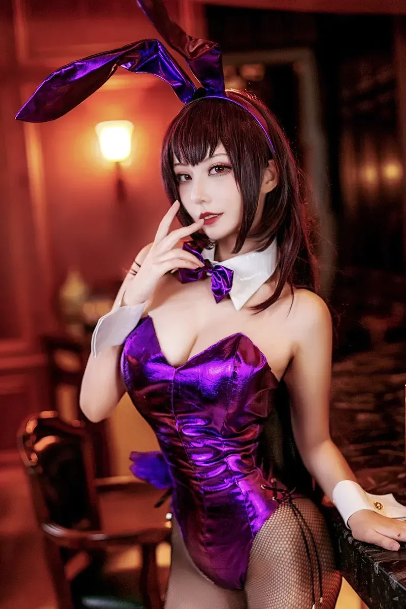 可可老师紫色兔女郎服装短发造型Cosplay写真