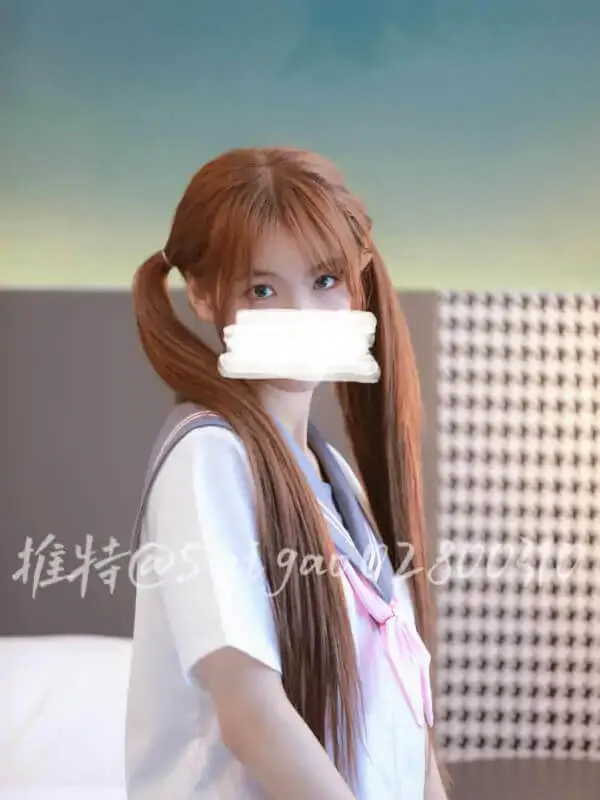 一只可爱简写真图集:COS作品与清新造型视觉预览